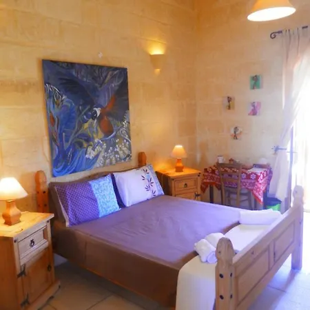 Arkati Literary Bed & Breakfast Sannat